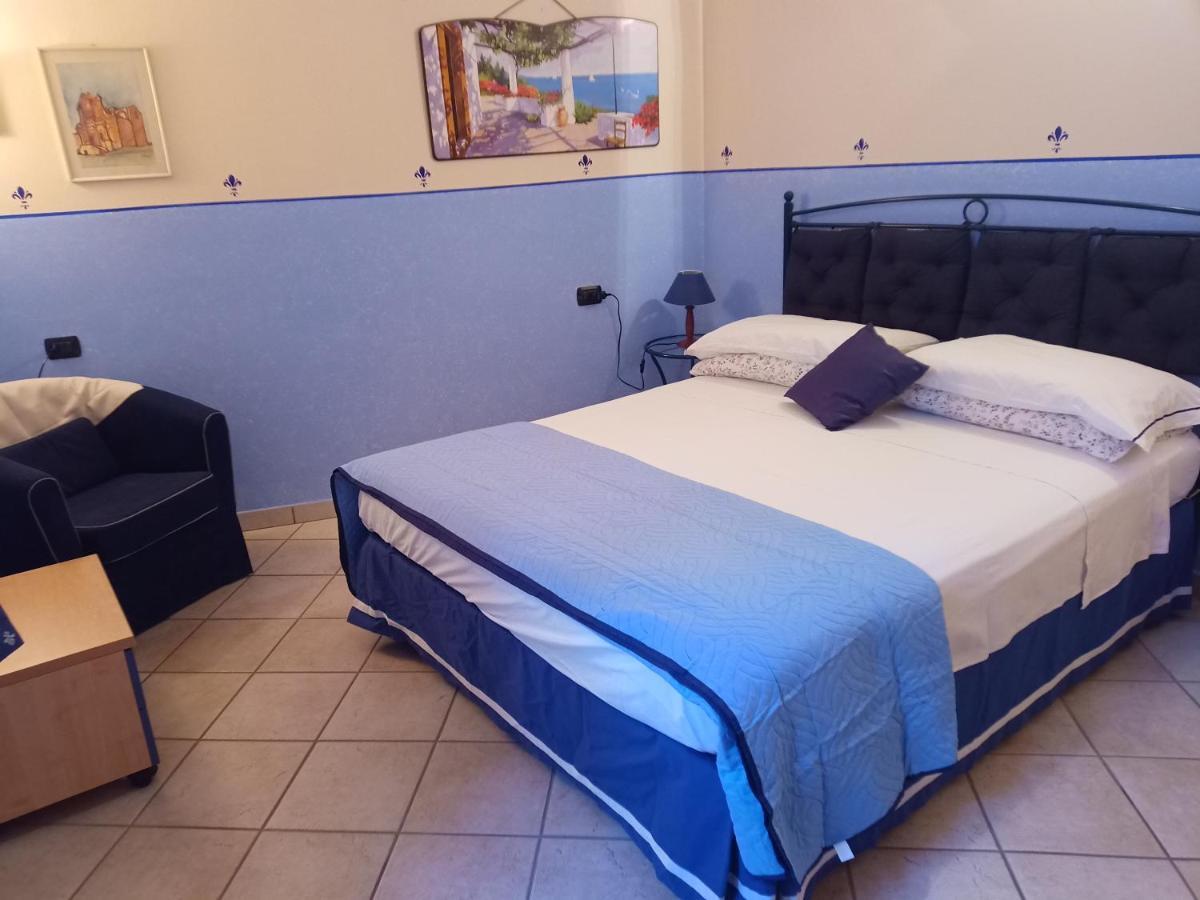 سالو B&B Renzano Bedrooms المظهر الخارجي الصورة