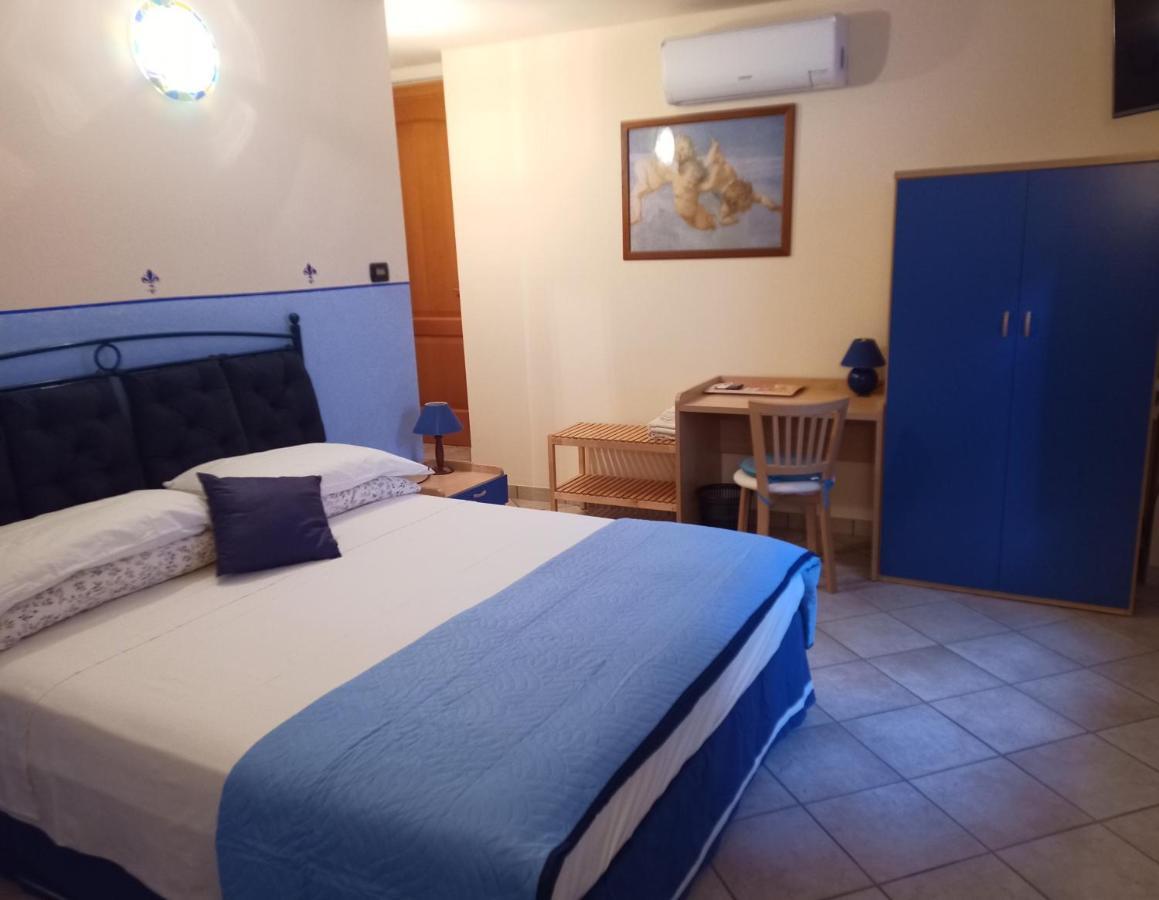 سالو B&B Renzano Bedrooms المظهر الخارجي الصورة