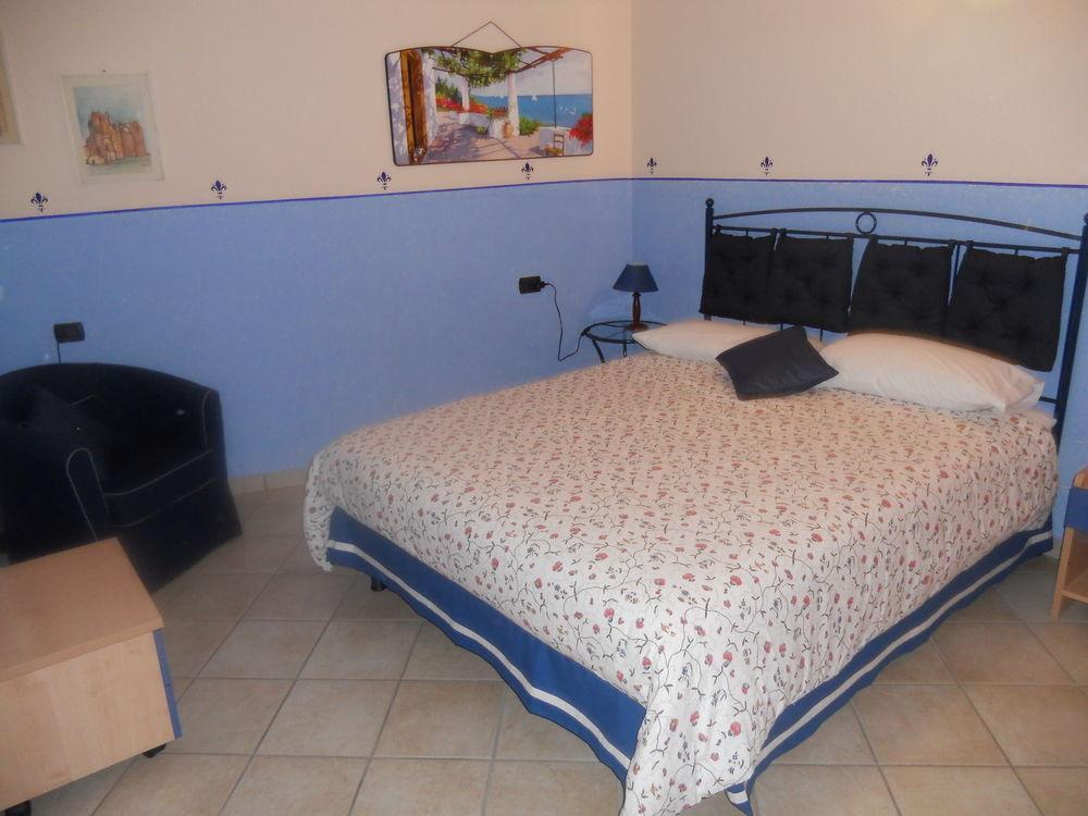 سالو B&B Renzano Bedrooms المظهر الخارجي الصورة